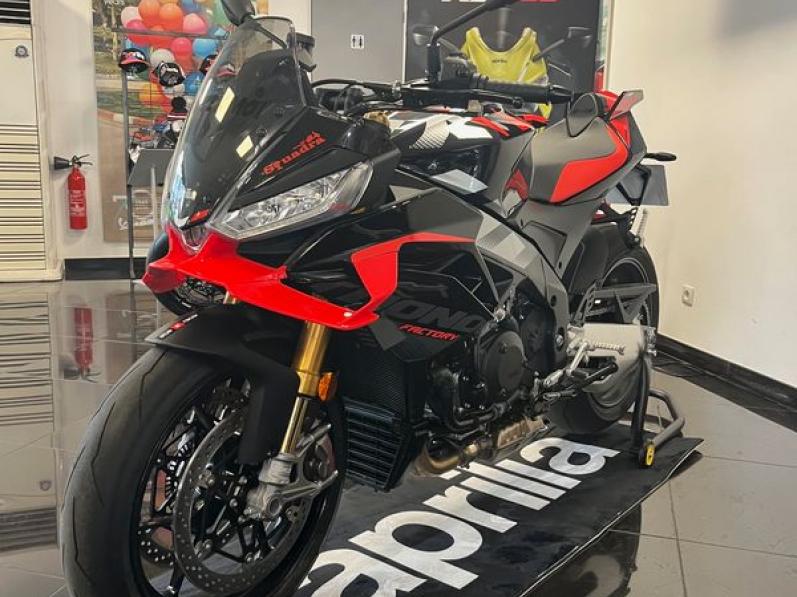 APRILIA TUONO 1100 V4 FACTORY