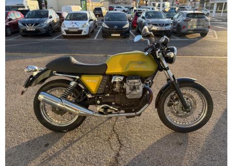 MOTO GUZZI V7 750 CAFE CLASSIC 1ere main 21450 kms garantie 1 an